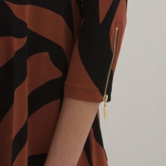 Chico’s Animal Print Tunic Top SZ 20/22 - Picture 3 of 5